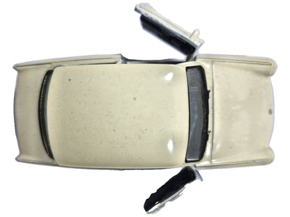 Trabant 601 Welly Kremowy 1:26 – zdjęcie 8