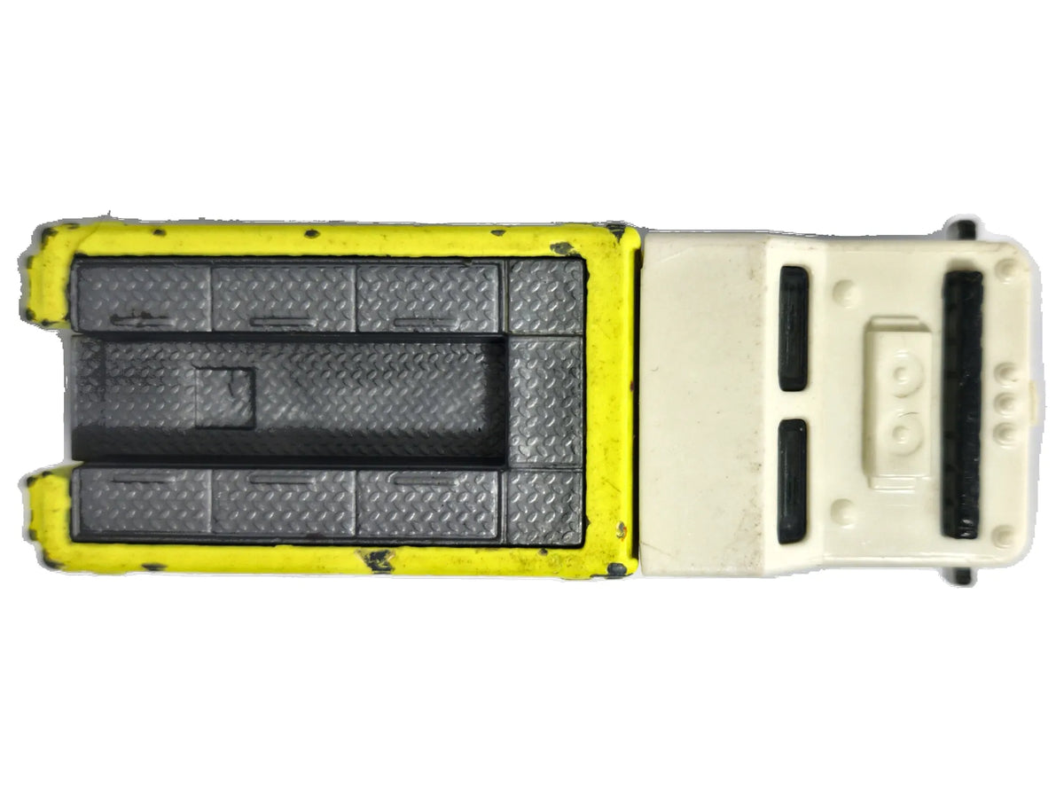 HAZARD SQUAD, Matchbox 2009, Die cast MB738; C26, Żółty, 1:64, Resoraki – zdjęcie 8