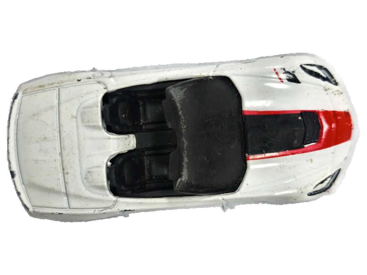 Chevrolet Corvette Stingray Hot Wheels 2013 HW Showroom 1:64 Luzak Biały – zdjęcie 8