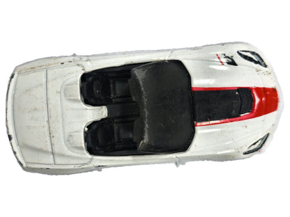 Chevrolet Corvette Stingray Hot Wheels 2013 HW Showroom 1:64 Luzak Biały – zdjęcie 8