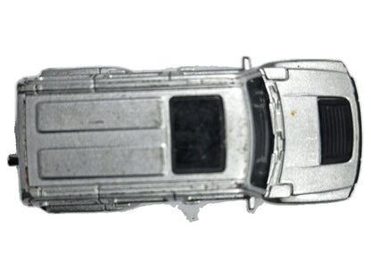 Hummer H2 Welly 1:64 Luzak Srebrny – zdjęcie 8