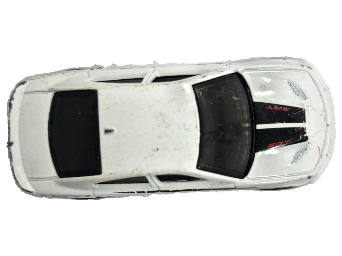 Dodge Charger SRT Hot Wheels 2015 1:64 Luzak Biały – zdjęcie 8