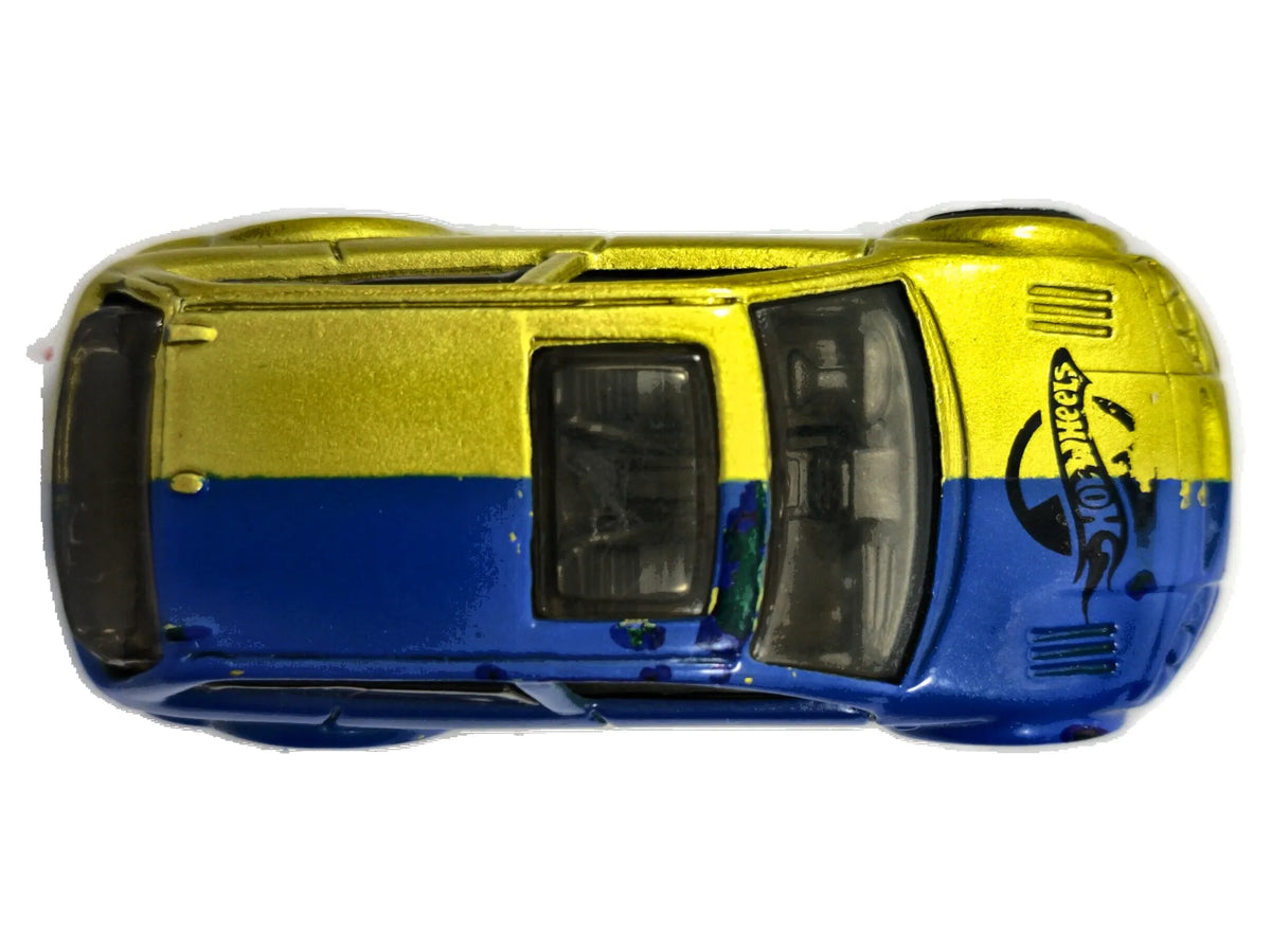 Audacious Hot Wheels 2004 Złoty i Niebieski 1:64 Flaga Ukrainy – zdjęcie 8
