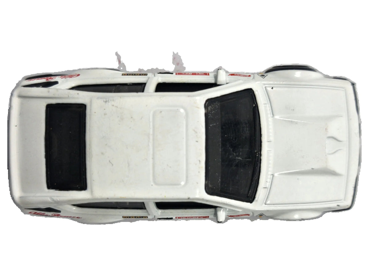 ALFA ROMEO GTV6 3.0, Hot Wheels Premium 2022, Die cast HKG48, Biały, 1:64 – zdjęcie 8