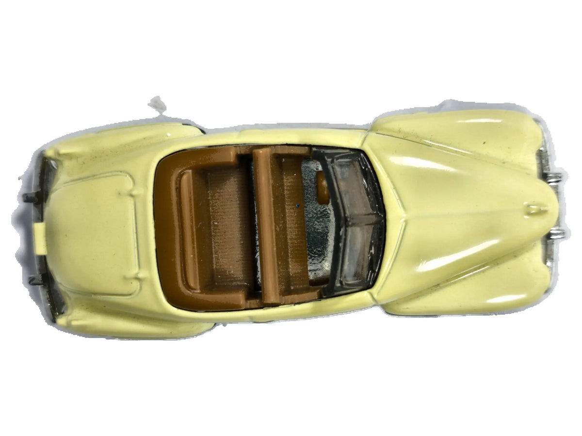 1941 Cadillac Series 62 Convertible Coupe Matchbox 2021 Kremowy 1:64 – zdjęcie 8