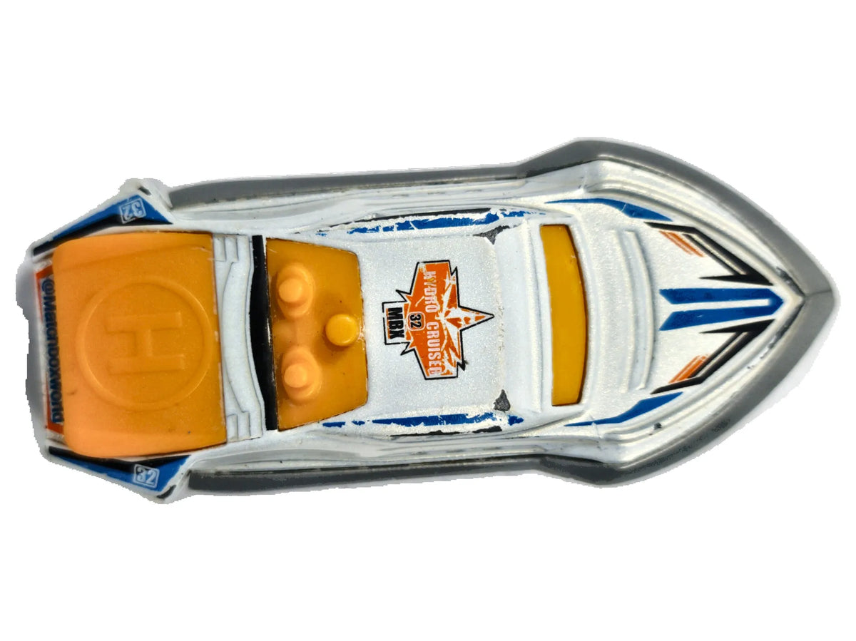 Hydro Cruiser Matchbox 2015 HW Speed Graphics 1:64 Łódź Luzak Biały – zdjęcie 8