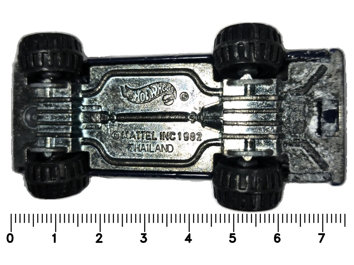 JAPOŃSKI PICKUP 4X4 Z LAT 80 Maisto 1982 Granatowy 1:64 2xMetal – zdjęcie 7