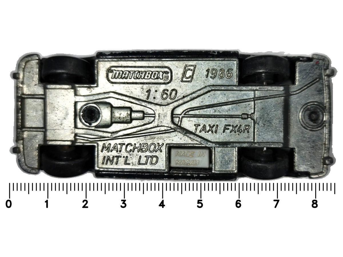 TAXI FX4R Matchbox 1986 Czarny 1:60 Made in Macau – zdjęcie 7
