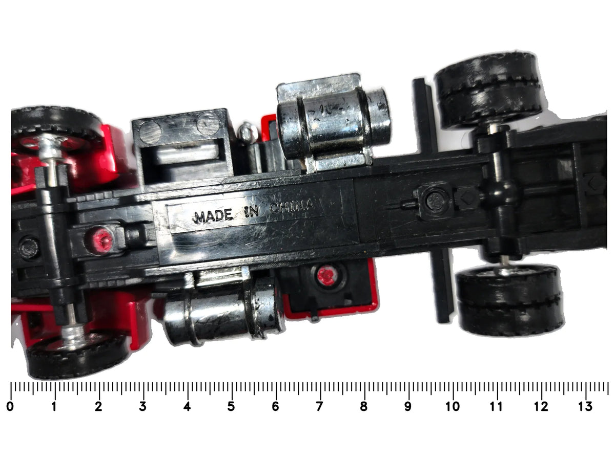Kenworth W900 Maisto Czerwony 1:43 – zdjęcie 7