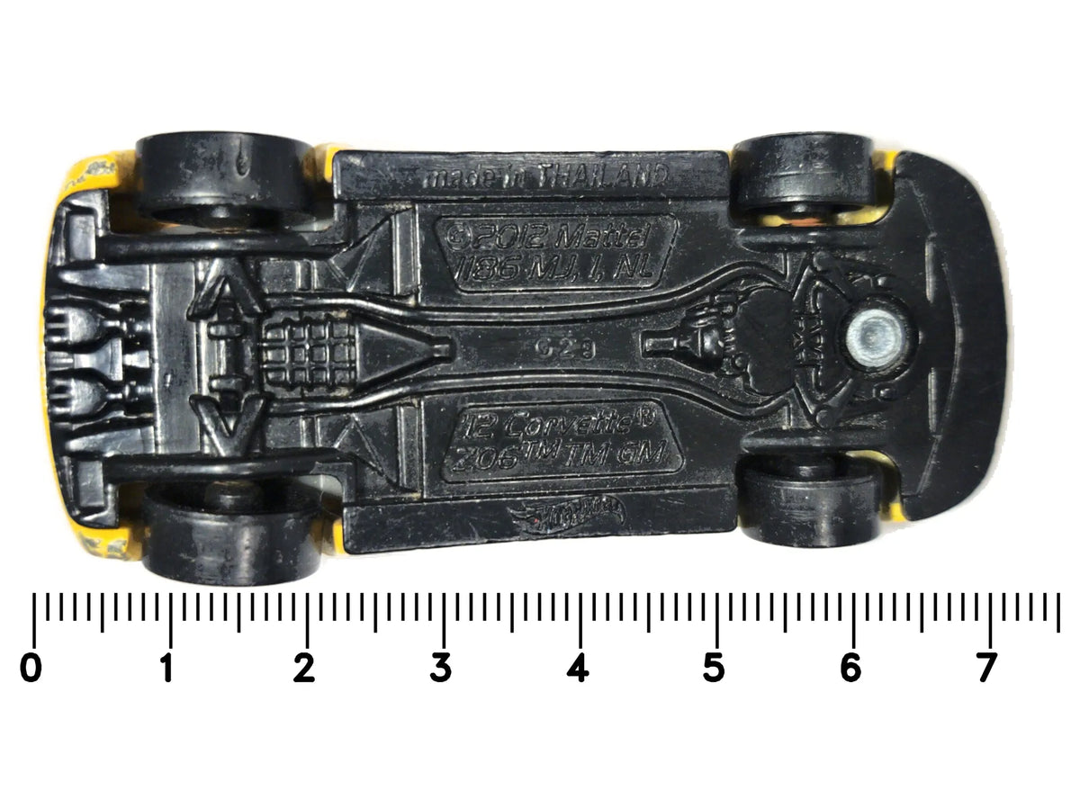 '12 CORVETTE Z06 Hot Wheels 2012 Żółty 1:64 – zdjęcie 7
