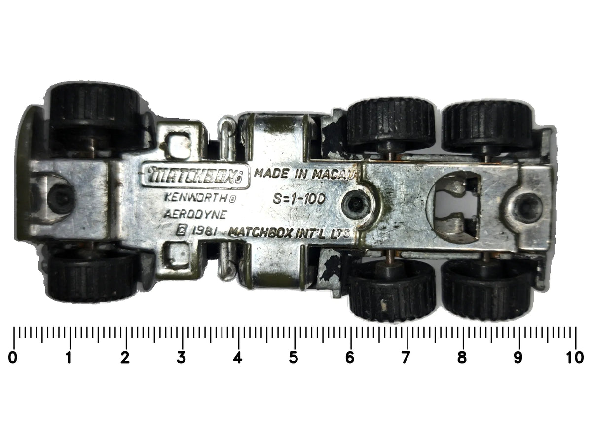 KENWORTH AERODYNE, Matchbox 1981, Made in Macao, Die cast, Czarny, 1:100 – zdjęcie 7