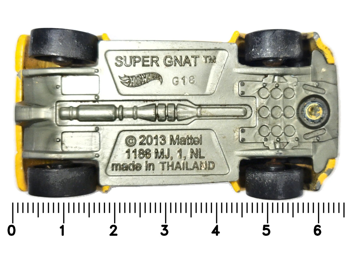 Super Gnat Hot Wheels 2013 1:64 55 Luzak Żółty – zdjęcie 7