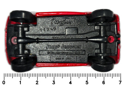 Jeep Jeepster Maisto 2009 Czerwony 1:64 – zdjęcie 7