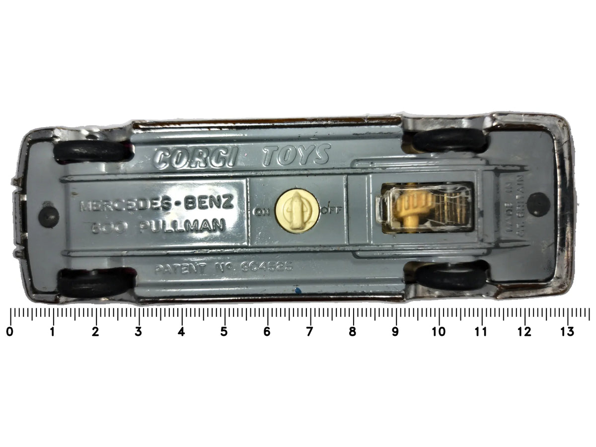 Mercedes-Benz 600 Pullman Corgi '7- Bordowy 1:43 Made in Gt Britain – zdjęcie 7