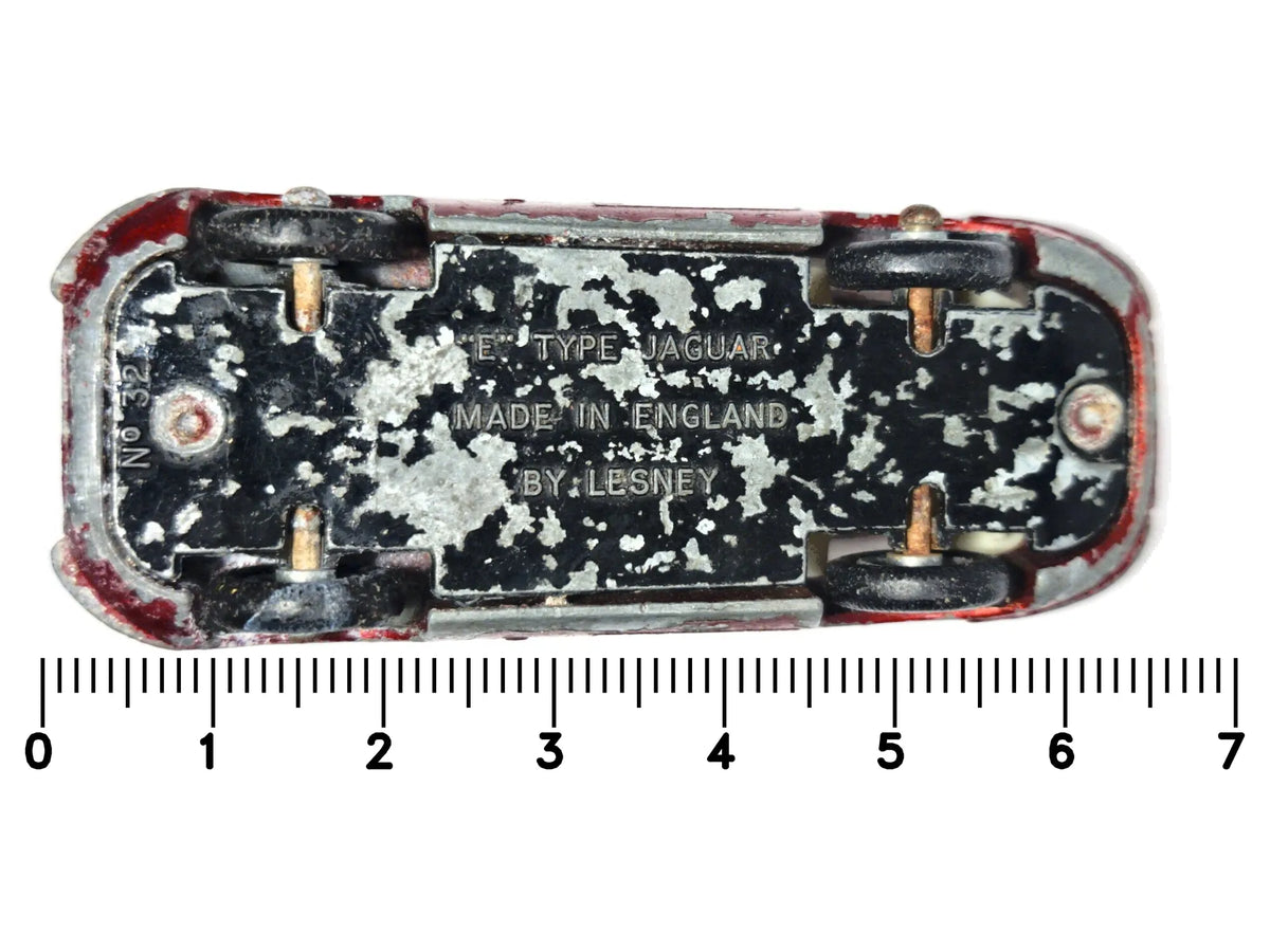 E-TYPE JAGUAR, Matchbox 1962, Made in England, Die cast 32, Czerwony, 1:64 – zdjęcie 7