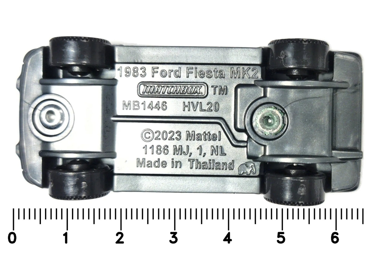 1983 FORD FIESTA MK2, Matchbox 2023, Die cast MB1446, Miętowy 1:55 Resoraki – zdjęcie 7