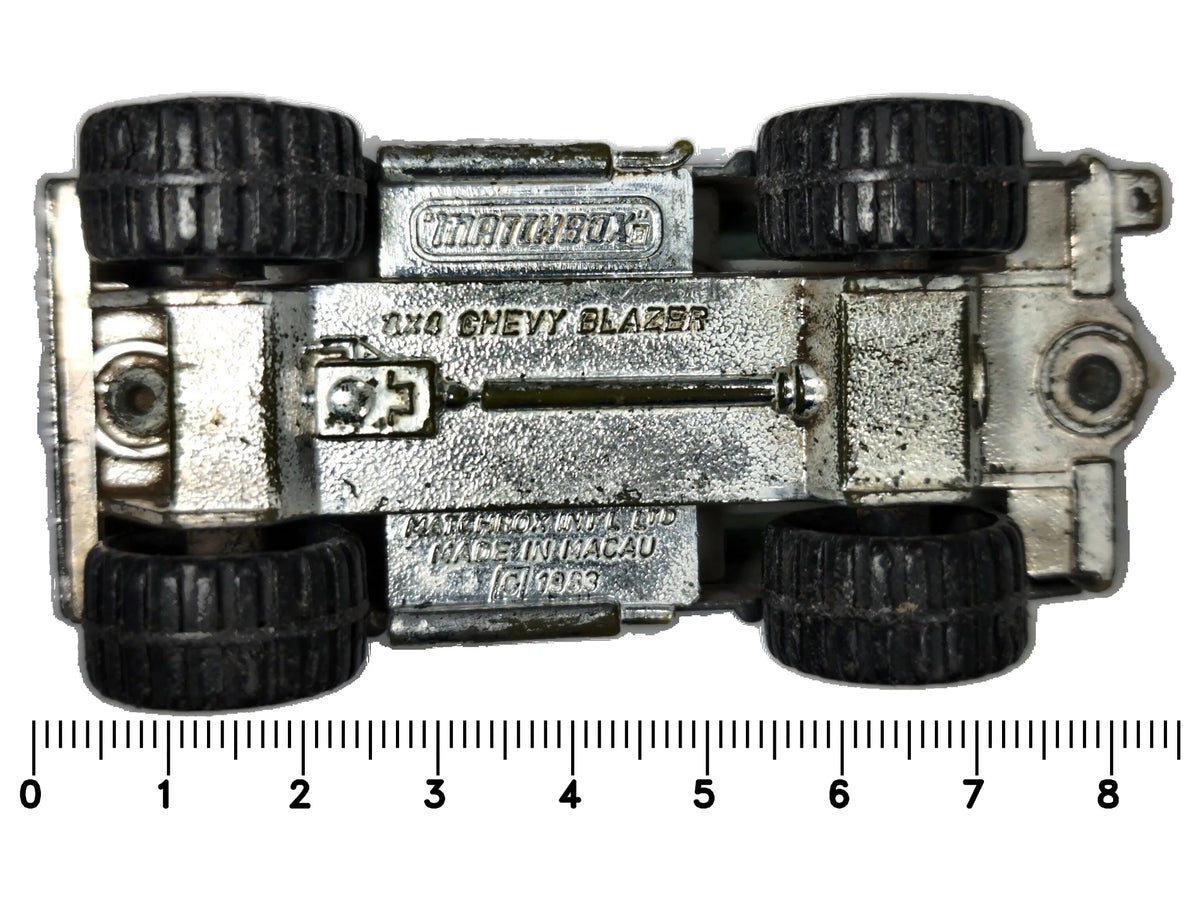 4X4 CHEVY BLAZER Matchbox 1983 Patyna Biały 1:50 Made in Macau – zdjęcie 7