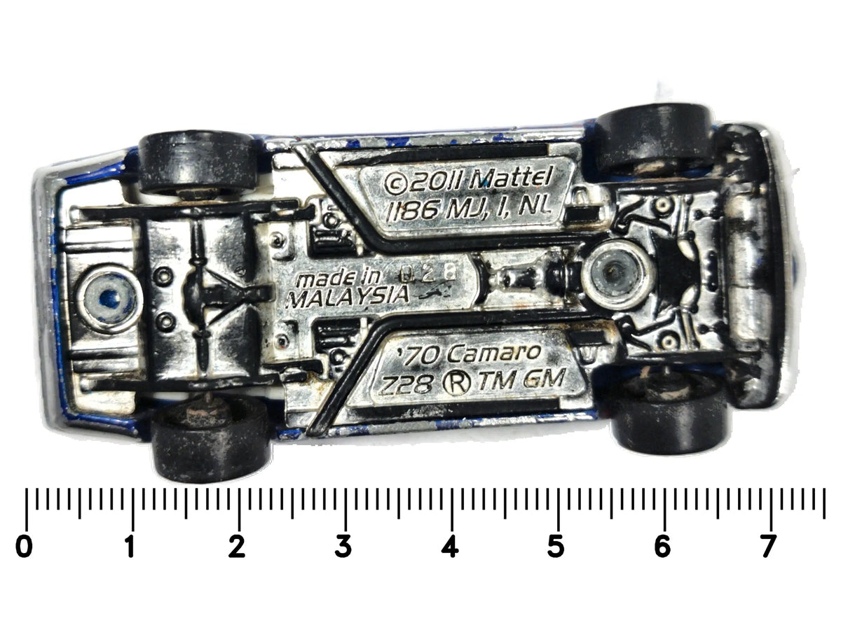 '70 Camaro Hot Wheels 2011 1:64 07 Luzak Niebieski – zdjęcie 7