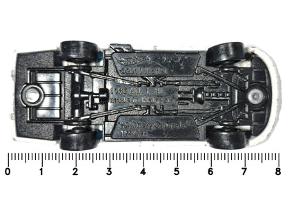 '10 Chevy Impala Hot Wheels 2010 Biały 1:64 Race Car – zdjęcie 7