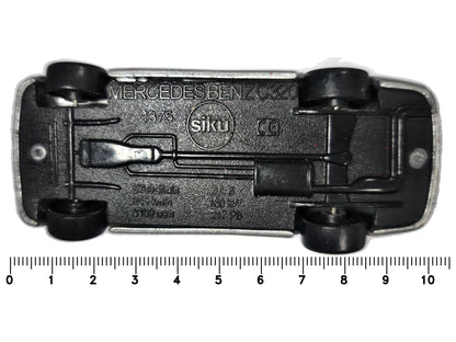 MERCEDESBENZ C320 Policja SIKU Srebrny 1:45 – zdjęcie 7