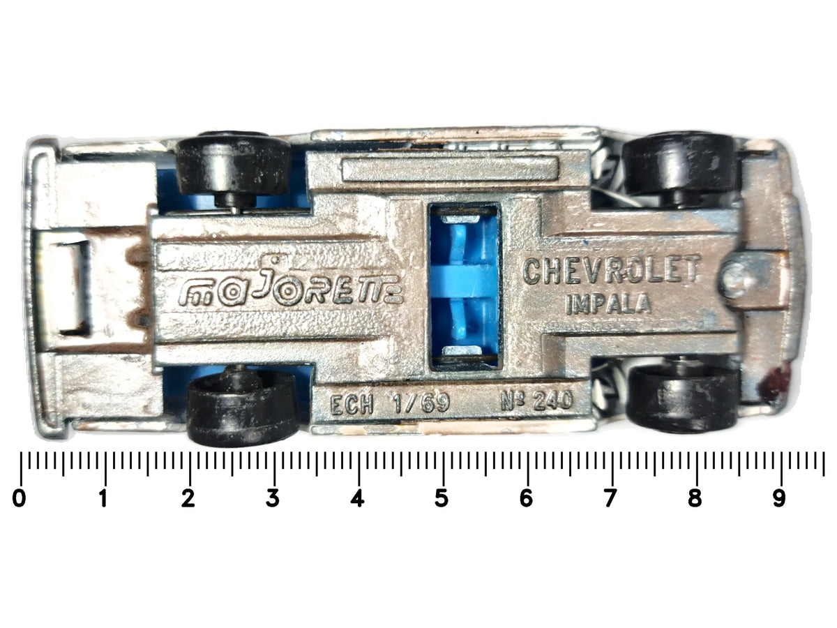 CHEVROLET IMPALA POLICE, Majorette, Die cast 240, Biały, 1:72, Resoraki – zdjęcie 7