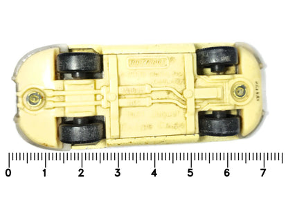 Jaguar E-Type Coupe Matchbox '90 Kremowy 1:64 – zdjęcie 7