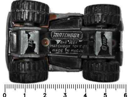 4X4 Jeep Matchbox 1981 1:64 Jeep Luzak Szary – zdjęcie 7