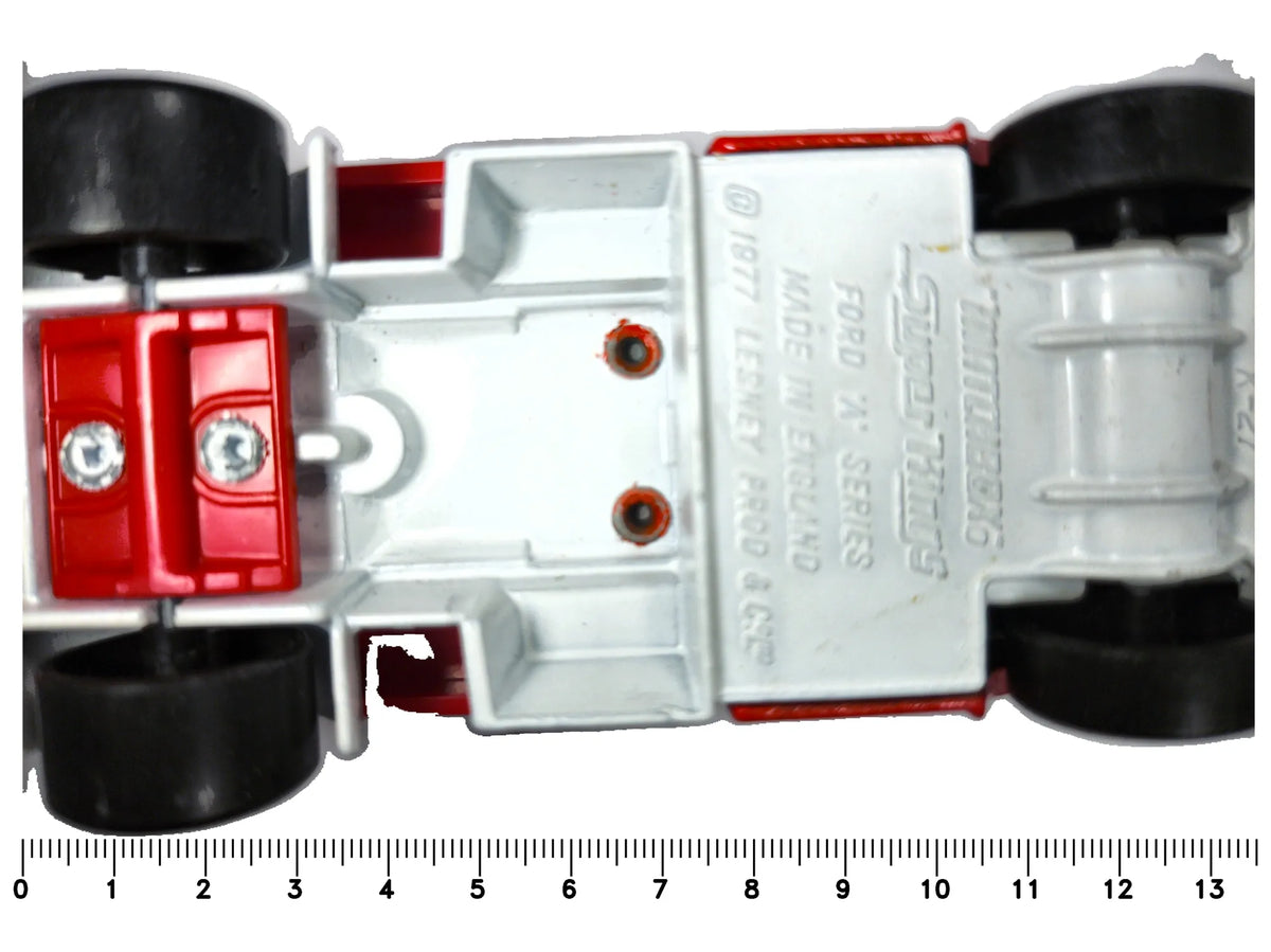Ford 27 Series Matchbox 1977 Czerwony 1:43 Made in England AVIS – zdjęcie 7