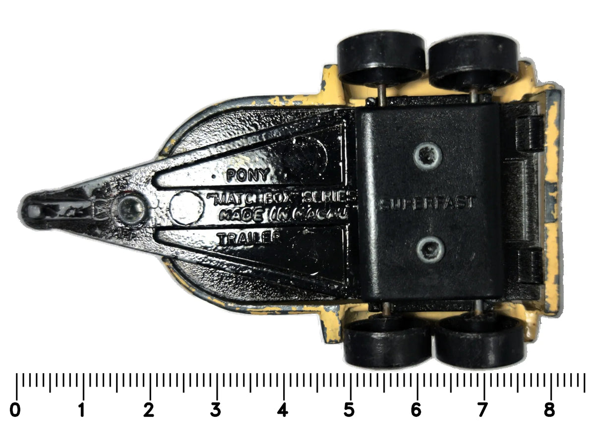 Przyczepa Konna PONY TRAILER Matchbox Żółty 1:64 Made in Macau Silver Shoes – zdjęcie 7