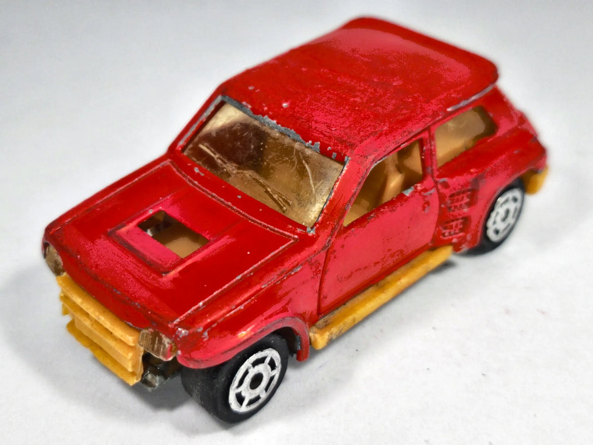 RENAULT 5 (R5 TURBO) Majorette NO.255 Czerwony 1:53 – zdjęcie 2