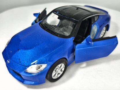 NISSAN Z Welly 2023 Niebieski 1:34 – zdjęcie 2