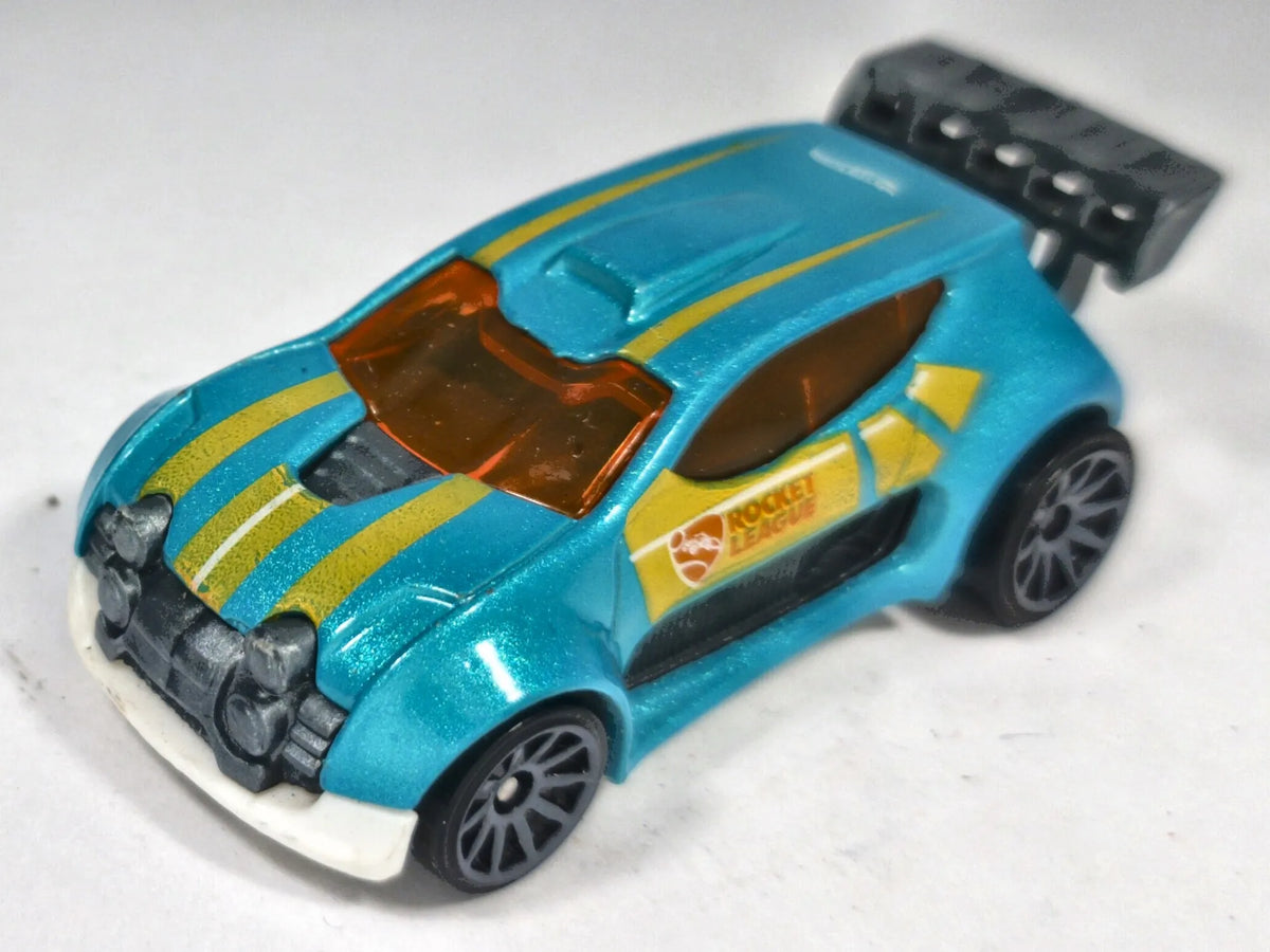 Fast 4WD Hot Wheels 2013 1:64 Rocket League Luzak Turkusowy – zdjęcie 2