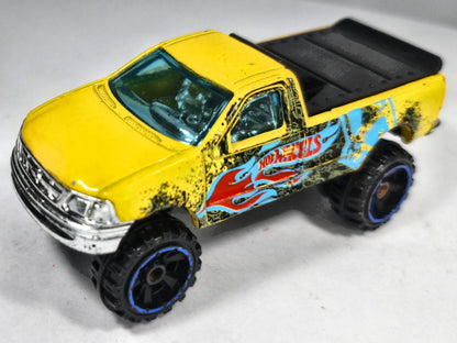 1997 FORD F-150 Hot Wheels Żółty 1:64 – zdjęcie 2