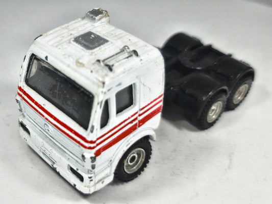 Mercedes-Benz Lp MC Toy Juniors 1:64 Ciężarówka Luzak Biały – zdjęcie 2