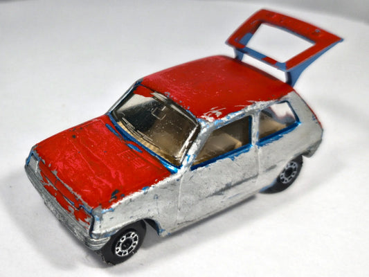 RENAULT 5TL Superfast Matchbox 1978 Czerwony 1:50 Made in England – zdjęcie 2