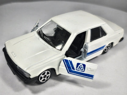 Peugeot 305 Jet Car Norev '80 Biały 1:43 Made in Portugal – zdjęcie 2
