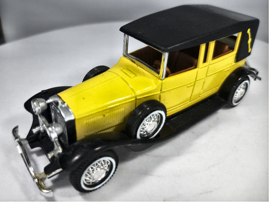 Linncoln "L" 1928 Guisval 1931 Żółty 1:32 Made in Spain – zdjęcie 2