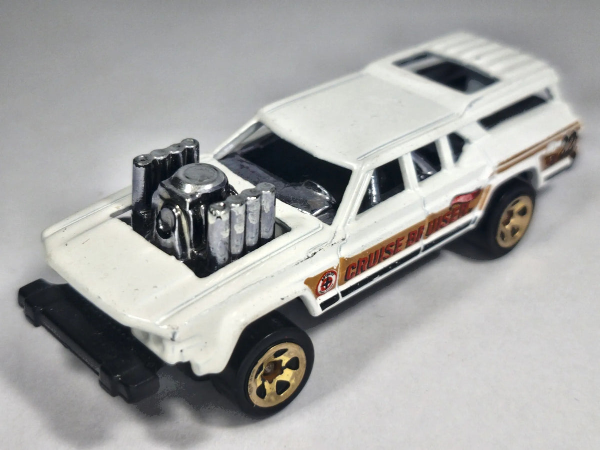 CRUISE BRUISER #22, Hot Wheels 2015, Die cast 1 N, Biały, 1:64, Resoraki – zdjęcie 2
