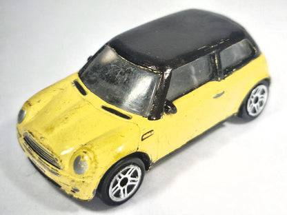 BMW NEW MINI, Realtoy, Die cast, Żółty i Czarny, 1:56, Resoraki – zdjęcie 2