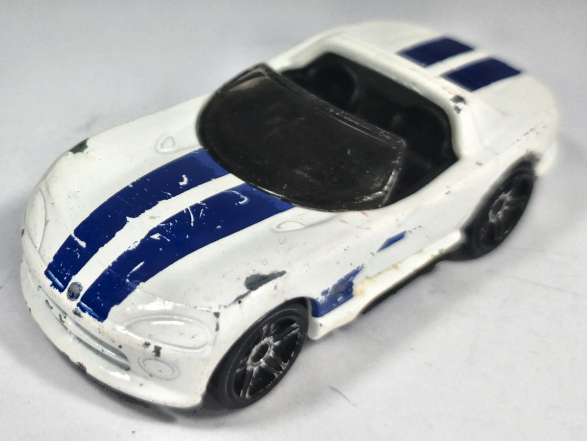 Dodge Viper Hot Wheels 2016 Mainline 1:64 Luzak Biały – zdjęcie 2