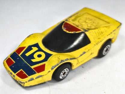 Super GT Matchbox 1985 Superfast 1:64 19 Luzak Żółty – zdjęcie 2
