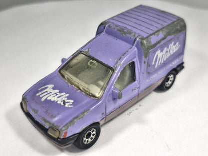 FORD COURIER, Milka, Matchbox 1991, Vintage Model, Fioletowy 1:64, Resoraki – zdjęcie 2