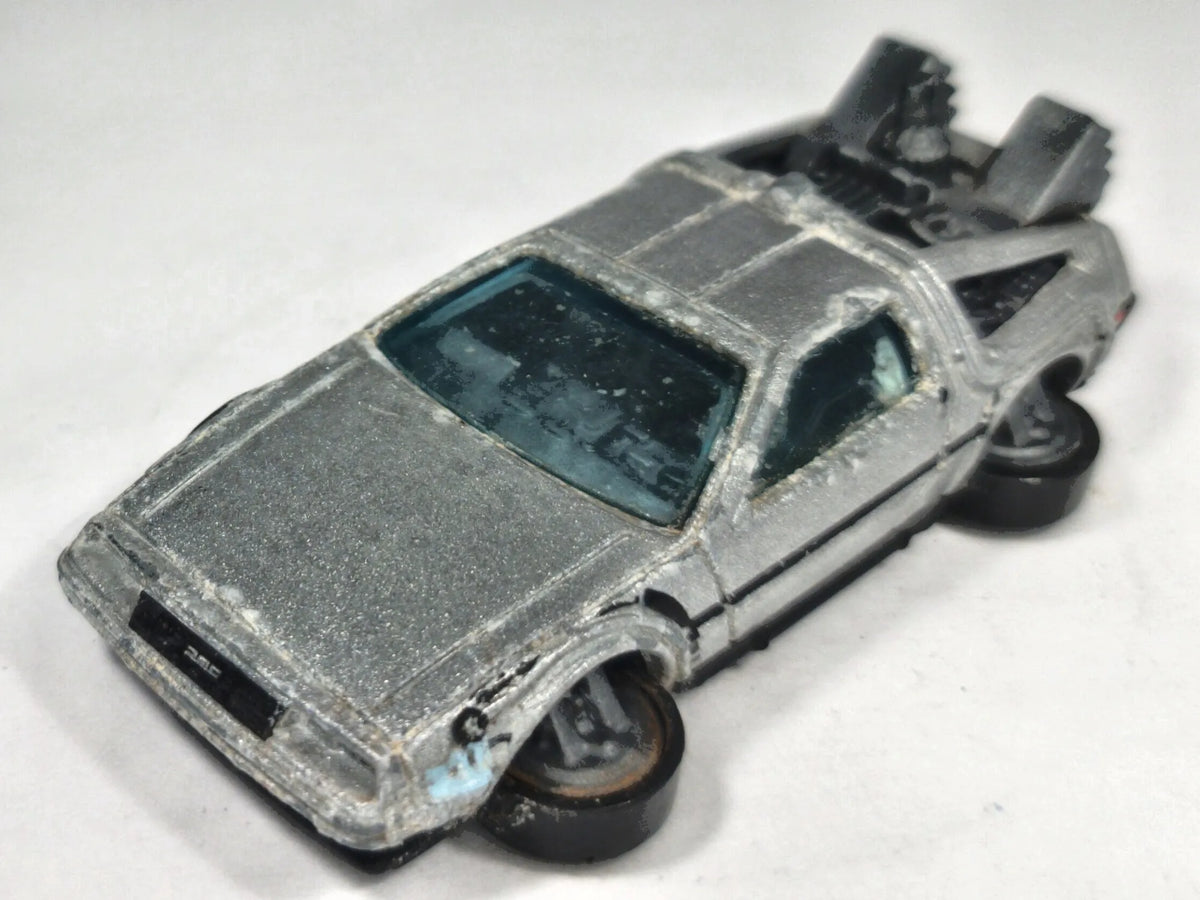 DeLorean DMC-12 Time Machine Hot Wheels 2015 HW Screen Time 1:64 Luzak – zdjęcie 2