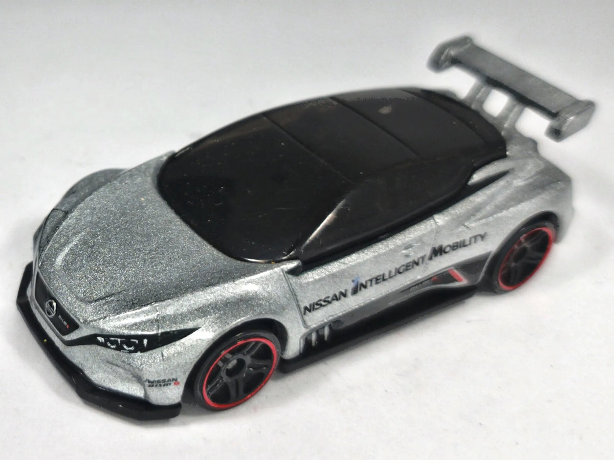 Nissan Leaf Nismo RC_02 Hot Wheels 2020 HW Green Speed 1:64 Luzak Srebrny – zdjęcie 2