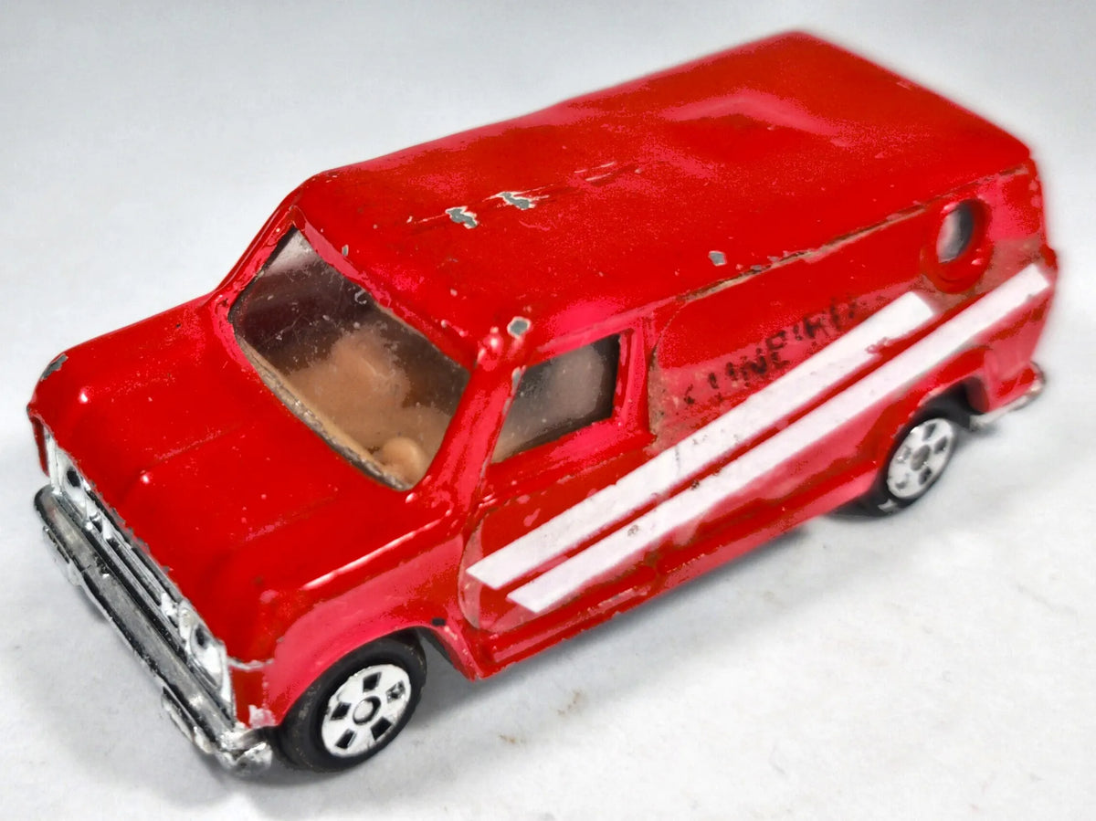 Custom U.S. Van Zylmex 1978-1985 Czerwony 1:64 – zdjęcie 2