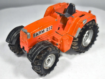 Traktor Farm 212 Pomarańczowy 1:64 – zdjęcie 2