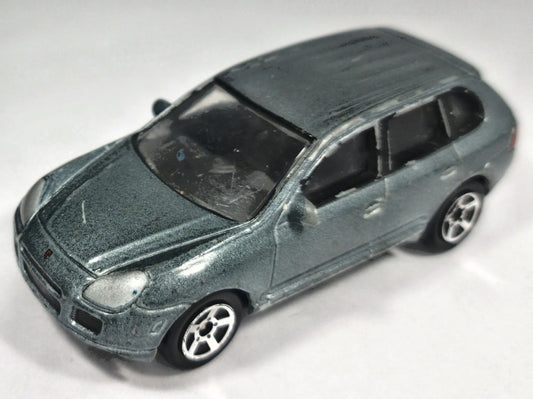 Porsche Cayenne Realtoy 1:64 SUV Luzak Zielony – zdjęcie 2