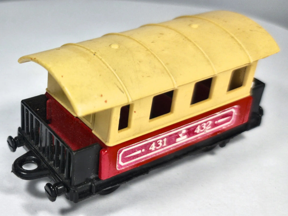Passenger Coach Superfast Matchbox 1978 Czerwony 1:87 Made in England – zdjęcie 2