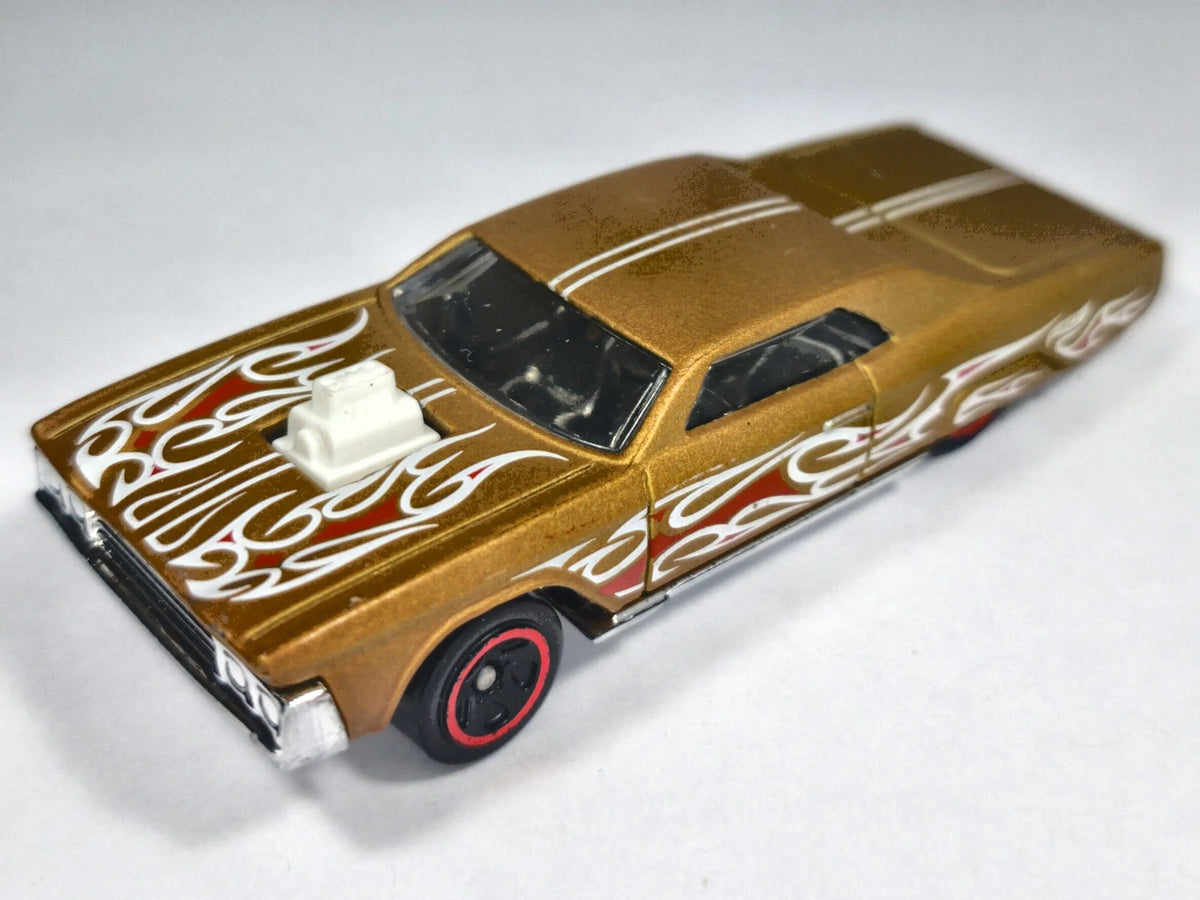 LAYIN' LOWRIDER, Hot Wheels 2021, Die cast HCT39, Złoty, 1:64, Resoraki – zdjęcie 2