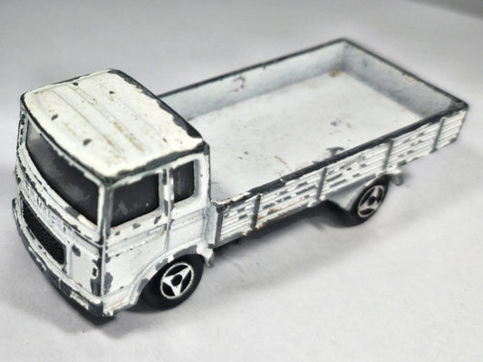 Ciężarówka SAVIEM TRUCK Majorette '80 Biały 1:87 Made in France – zdjęcie 2